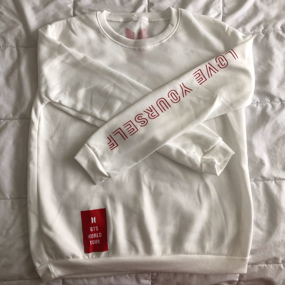 BTS MERCH | WHITE SWEATSHIRT WITH RED DETAILING